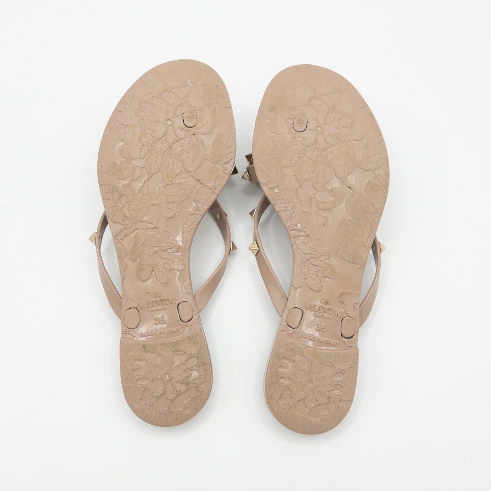 Valentino Garavani Rockstud PVC Flat Thong Sandals - Picture 8 of 9
